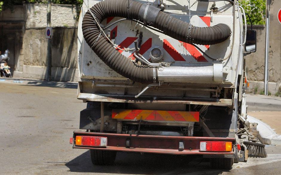 comment déboucher un lavabo Paris 19