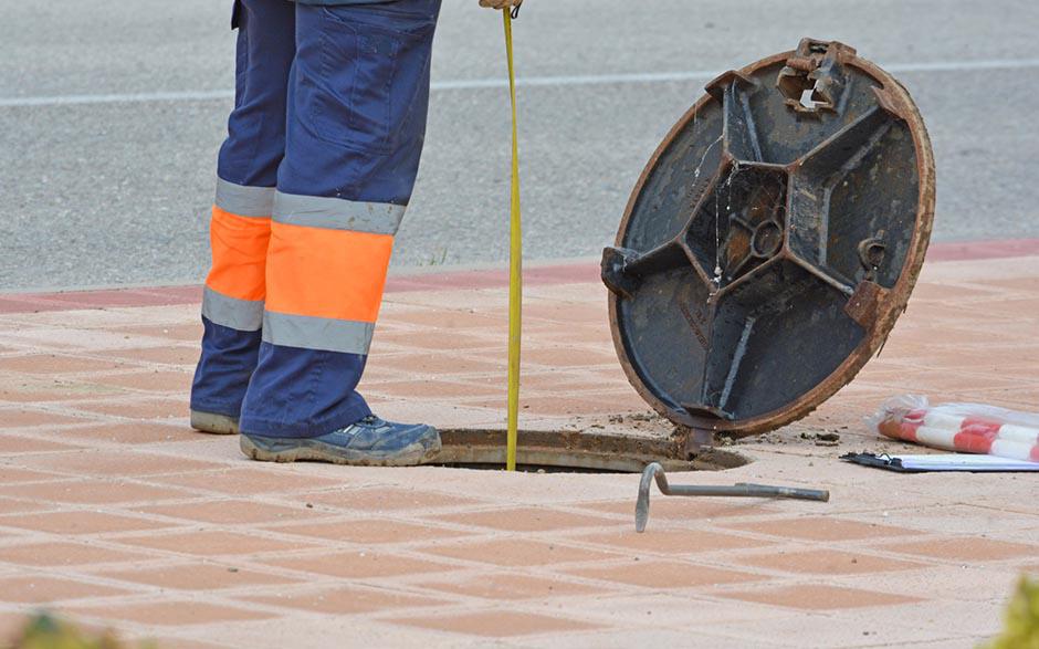 comment déboucher un évier Saint-Fargeau-Ponthierry